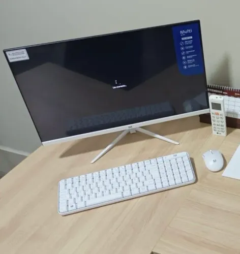 COMPUTADOR ALL IN ONE MULTI ULTRA BRANCO 23,8 pol