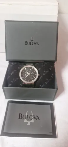 Relógio bulova futuro prata.