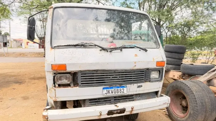 VW 1987 Motor Perkins 4236 - Rodando, Revisado, Pronto pra Trabalhar - R$ 30 mil