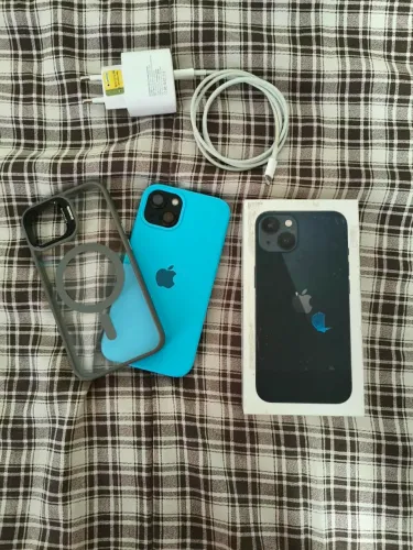 iPhone 13