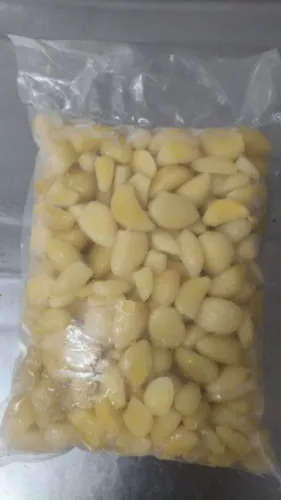 Vendo alho , descascado de ótima qualidade!!! 1kg , R$ 15,00
