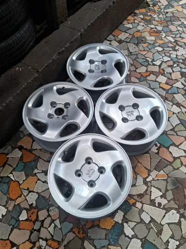 Jogo de rodas de liga leve aro 14/4 furos originais Peugeot 206 e 207 e 208 e outros