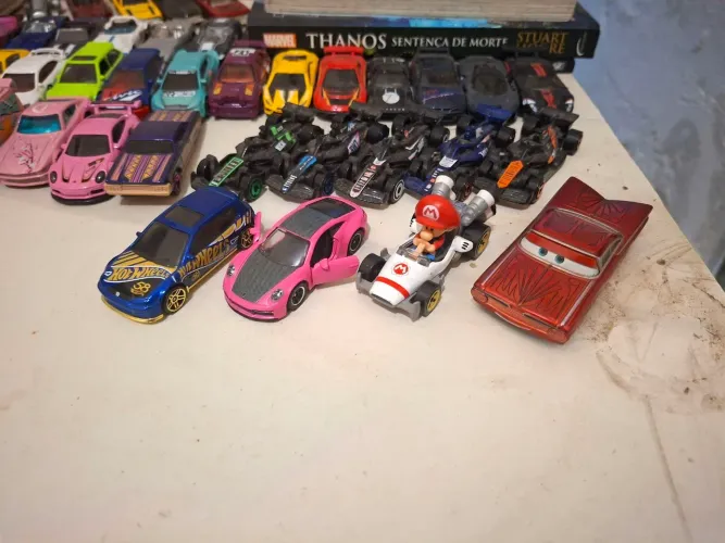 Coleção Hot Wheels Mattel