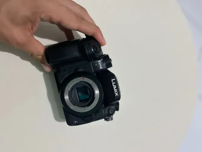 Kit Câmera Panasonic Lumix Gh4 + 4 lentes + bolsa + 3 baterias