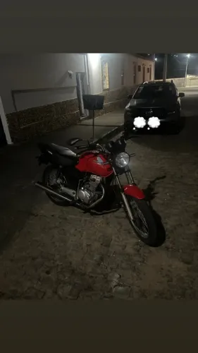 Titan 125 Es toda completa com partida 