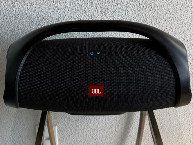 JBL Bombox 2 semi nova em perfeito estado com carregador
