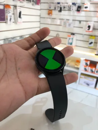 Smartwatch [Samsung Watch 4] Seminovo - Completo na Caixa + Pulseira Extra 