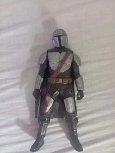 Boneco Mandaloriano 