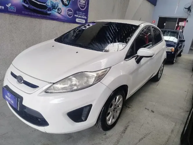 Ford Fiesta SE 1.6 16V Flex 5P 2013
