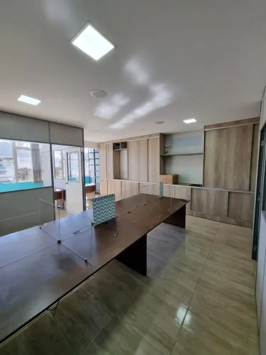 Ótima Sala Comercial de 78m², Tersópolis, em Porto Alegre, RS