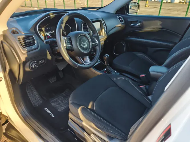 Jeep Compass Longitude 2.0 4X2 Flex 16V Aut. 2017