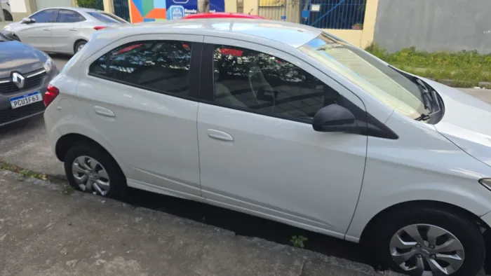 Chevrolet Onix Hatch LT 1.0 8V Flex Power Mec. 4P 2016