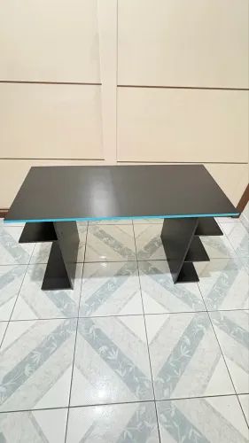 Escrivaninha/Mesa de computador