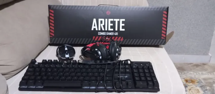 Kit de periféricos de Pc ,Kit gamer tgt ariete (usado em boas condições)