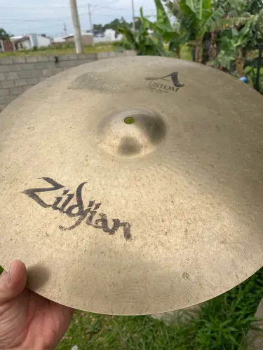 Prato Ataque 16 A custom Zildjian