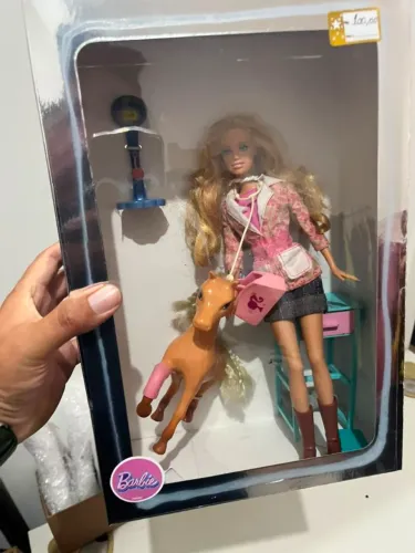 Barbie Quero Ser... Veterinária de Cavalos / Pets