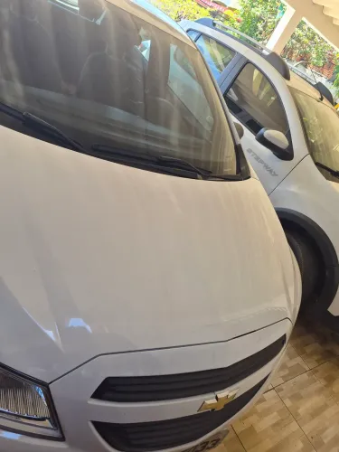 Chevrolet Onix JOY Hatch 1.0 8V Flex Mec. 4P 2018