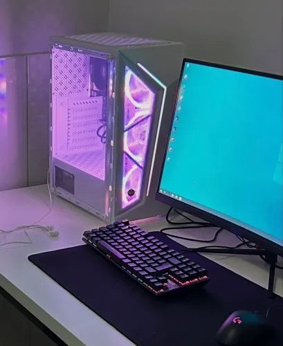 Gabinete gamer Atx/Micro atx Rgb vem com 3 fans