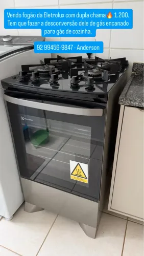 Fogão 4 bocas sendo 1 Dupla Chama Electrolux 
