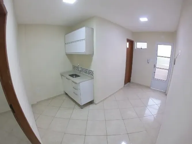 Apt. Fino acabamento, 1 qto, cond fechado, incluso água no parque 10 de novembro.