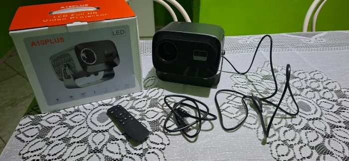 Projeto  a10 plus 4k imagem  excelente  com Android 13