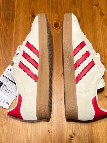 gazelle adidas x man united collab- oficial suede gum sole tam 36 novo 100% original