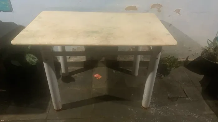 Mesa de mármore