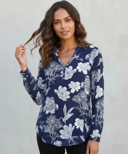 Blusa Azul Floral Branco Em Viscose. Tamanho Gg