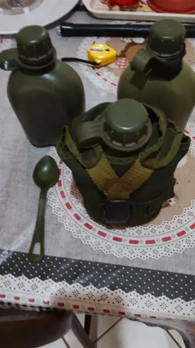 Cantil para água, tipo militar