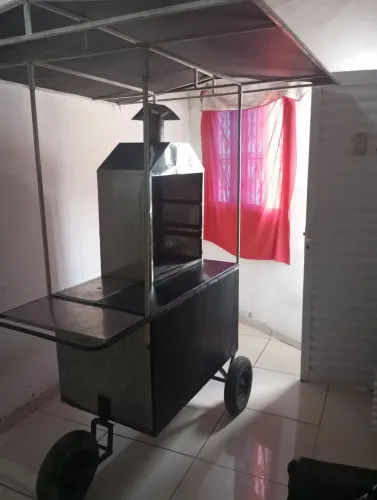 Carrinho de churrasco 