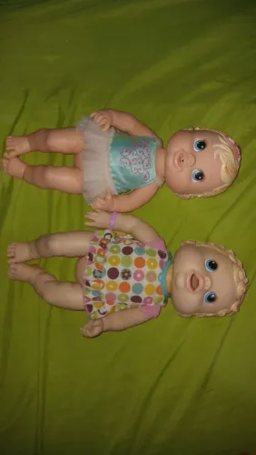 Vendo 2 boneca baby alive