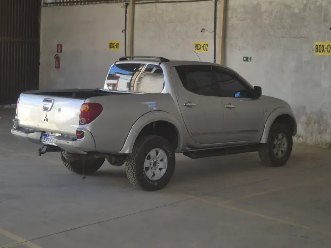 Mitsubishi L200 Triton HPE 3.5 CD V6 24V Flex Aut. 2010