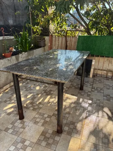 Mesa granito