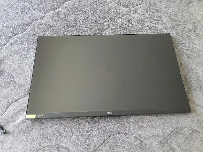 Monitor Gamer LG 27 Full HD 144Hz - 27GN65R-B - Completo pra sair