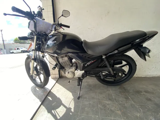Vendo moto cg 125