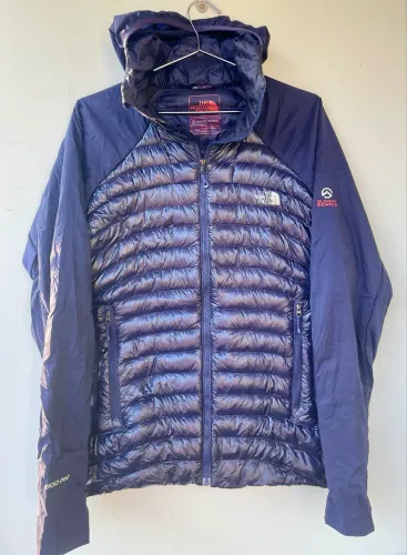 Jaqueta Feminina The North Face Summit Series Hybrid Plumas de Ganso