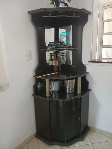 Barzinho de canto movel em excelente estado cor tabaco