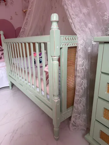 Móveis quarto de bebê em madeira