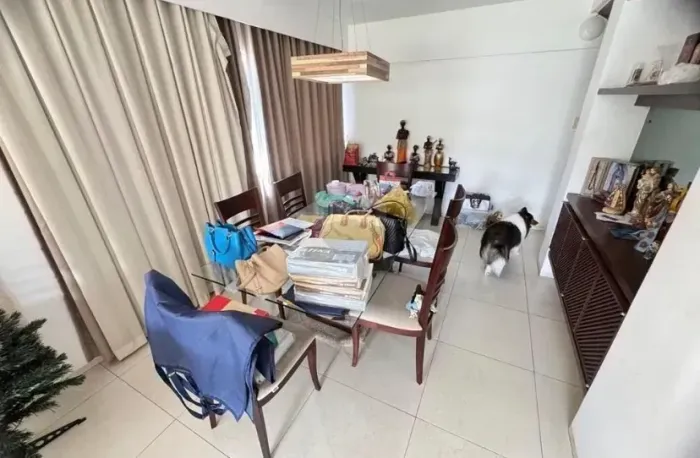 Imóvel para venda possui 136 metros quadrados com 4 quartos em Casa Forte - Recife - PE