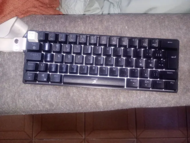vendo mobilador com monitor (exceto o mouse)
