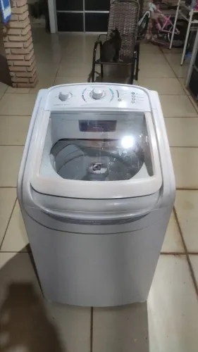 Máquina de lavar roupas Electrolux 10kg