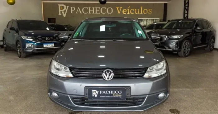 Volkswagen Jetta Highline 2.0 TSI 16V 4P Tiptronic 2014
