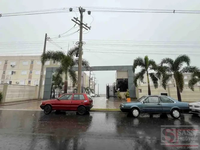 Apartamento em JARDIM MARAJOARA