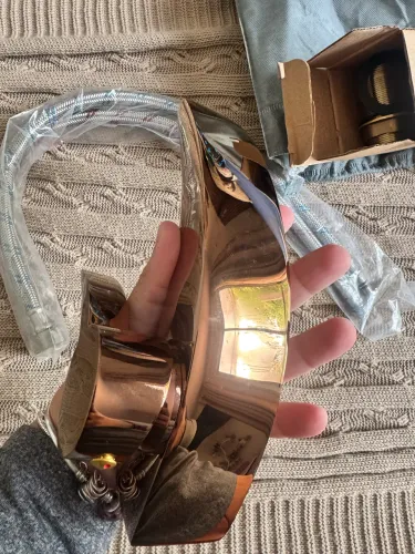 torneira cascata para água quente e fria