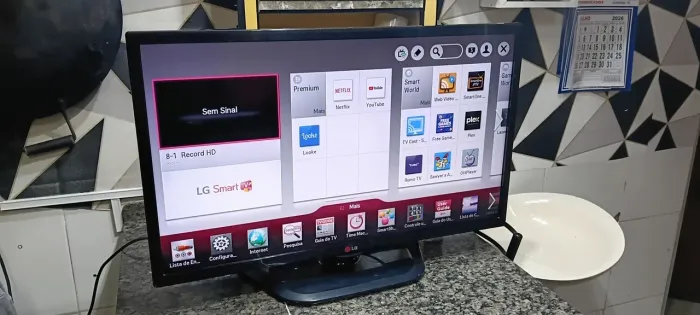 Tv led LG 32 c/ Wi-Fi integrado