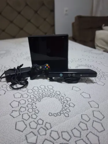 Xbox 360 super slim faço promoção!!!!!