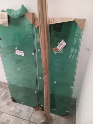 Janela brindex verde tamanho 150x120 