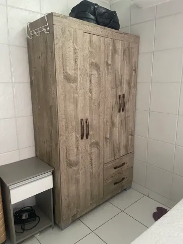 Guarda Roupa