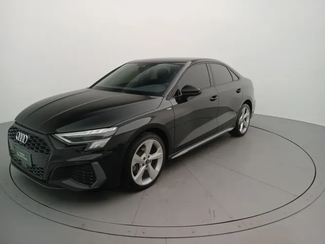 Audi A3 Sedan S-line 2.0 TFSI S-tronic 2024