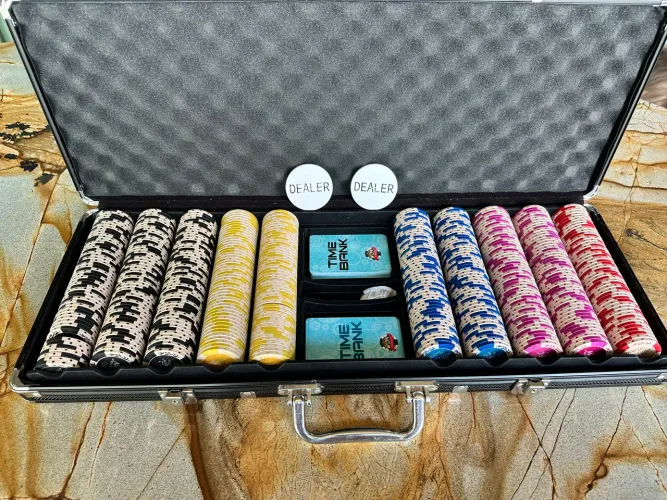 Maleta de Poker 500 fichas 14gms Monte Carlo Millions